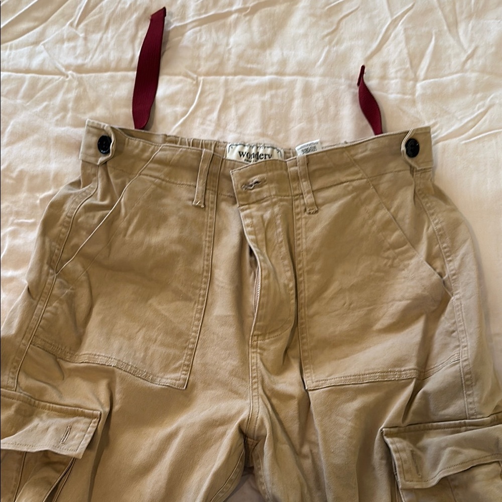 Wondery Khaki Cargo Pants